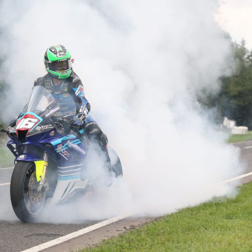 PACEMAKER, BELFAST, 25/7/2025: Mike Browne (BPE/Russell Racing Honda) celebrates winning the Race of Legends at Armoy road races.
Picture by Stephen Davison